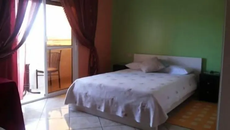 Tek Büyük Yataklı Oda, Balkon, Vadi Manzaralı