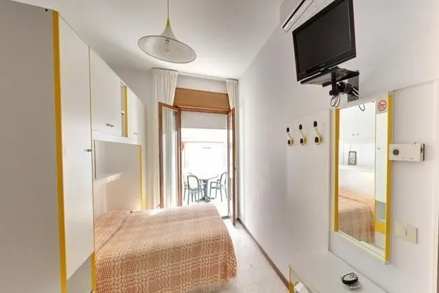 1 Çift Kişilik Veya 2 Tek Kişilik Yatak Standard