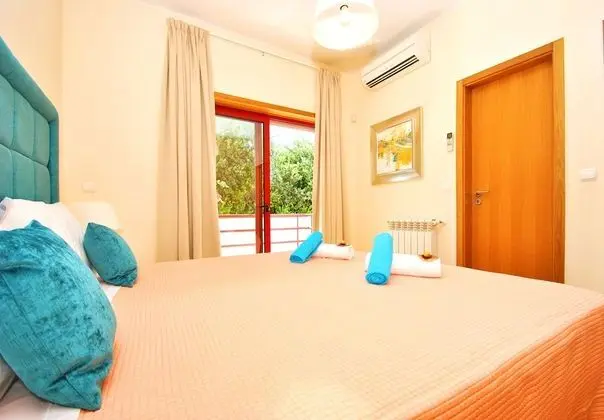 Villa, 3 Yatak Odası, Kişiye Özel Havuzlu, Havuz Manzaralı