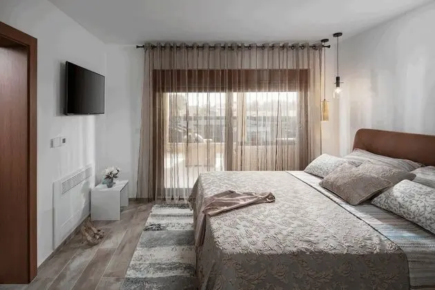 Villa, Kişiye Özel Havuzlu