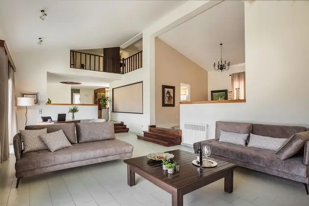 Superior Villa