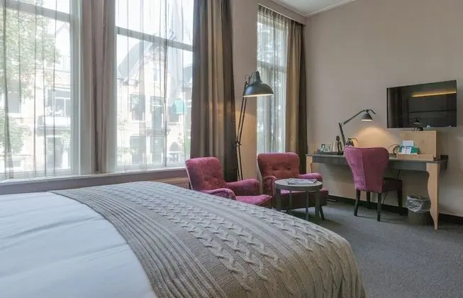 Large Room