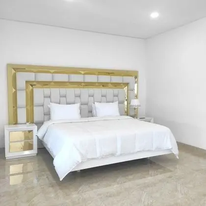 Junior Tek Büyük Yataklı Oda