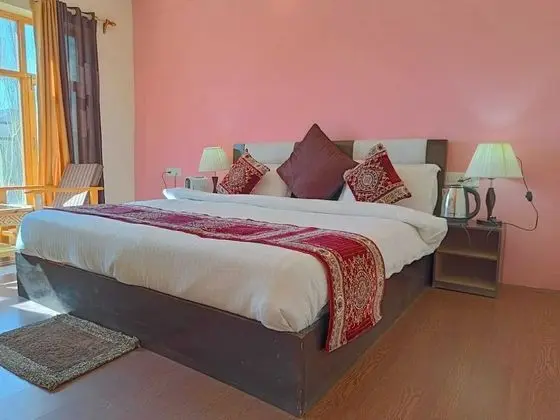 Luxury Tek Büyük veya İki Ayrı Yataklı Oda
