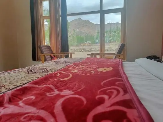 Luxury Tek Büyük veya İki Ayrı Yataklı Oda