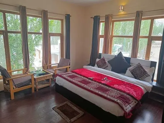 Luxury Tek Büyük veya İki Ayrı Yataklı Oda