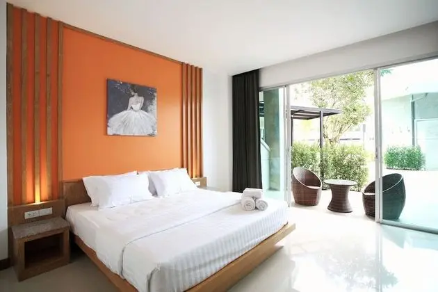 Garden View Room
