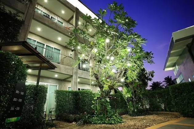 Garden View Room