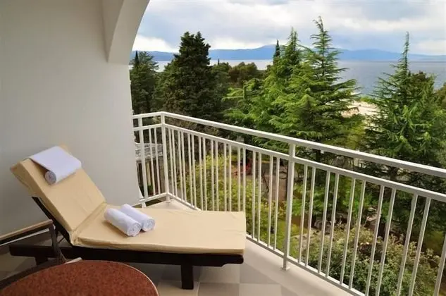 Süit, Balkon