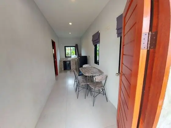 1 Bedroom House
