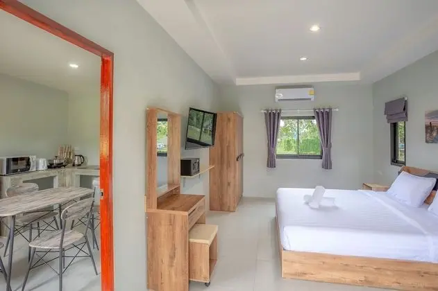 2 Bedroom House