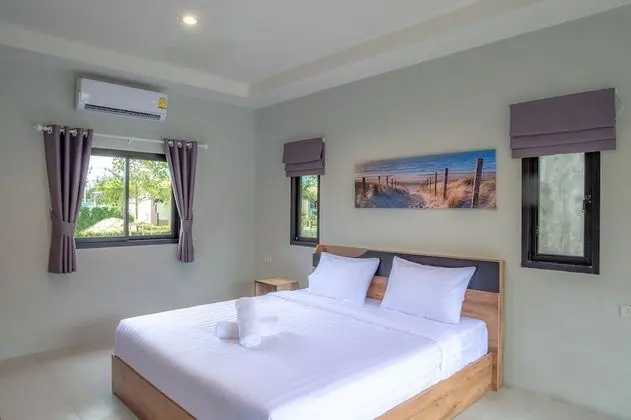 2 Bedroom House