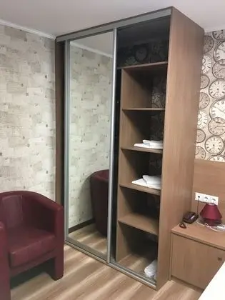 Classic Tek Büyük Yataklı Oda