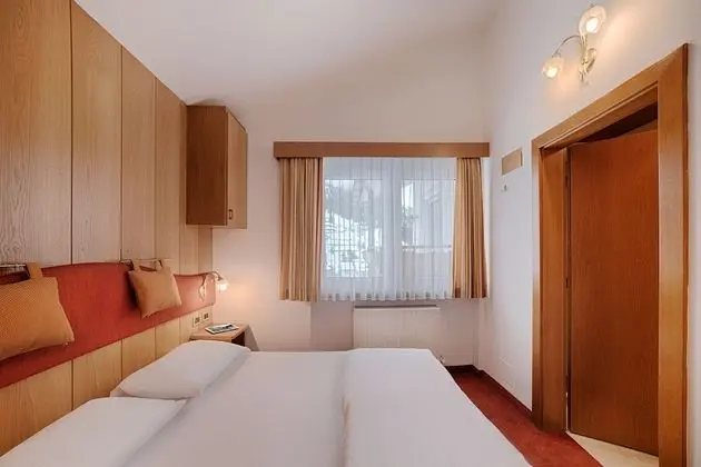 Tek Kişilik Oda, Sigara İçilmez