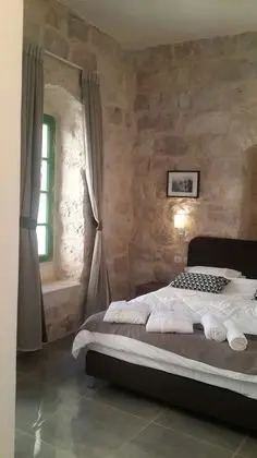 Tek Büyük Yataklı Oda, Balkon