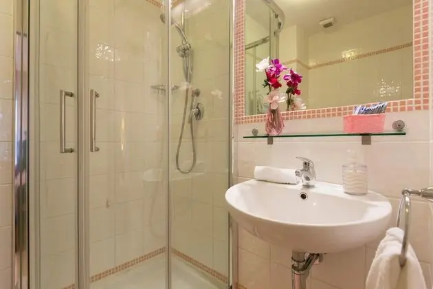 Comfort Tek Büyük Yataklı Oda, 1 Yatak Odası