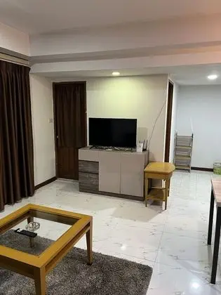 One Bedroom Suite, Pool View