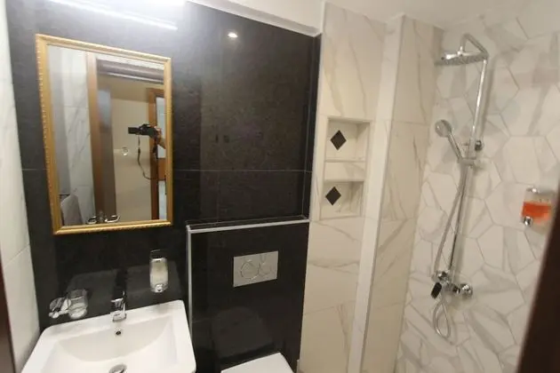 Superior Tek Büyük Yataklı Oda