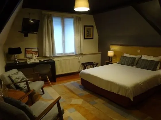 Tek Büyük veya İki Ayrı Yataklı Oda