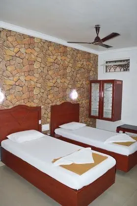 Delüks Bir Yataklı