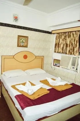 Standard Tek Büyük Yataklı Oda (no A/C)