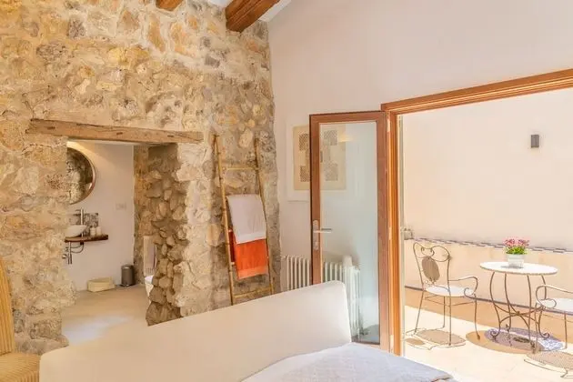 Villa (4 Bedrooms)