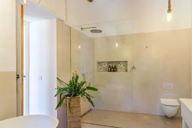 Villa (4 Bedrooms)