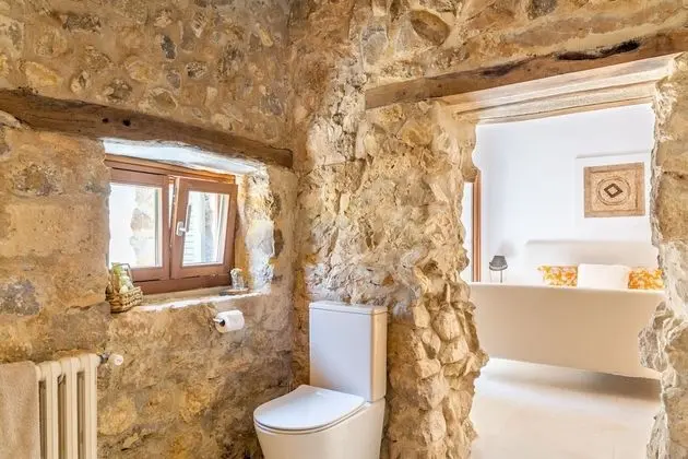 Villa (4 Bedrooms)