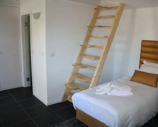 Deluxe Tek Büyük veya İki Ayrı Yataklı Oda