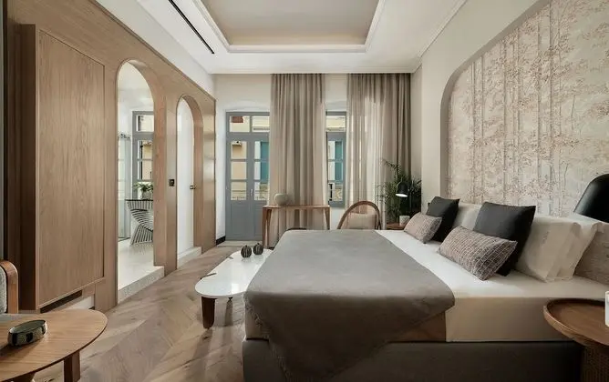 Deluxe Tek Büyük Yataklı Oda, Balkon, Şehir Manzaralı