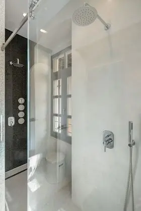 Deluxe Tek Büyük Yataklı Oda, Balkon, Şehir Manzaralı