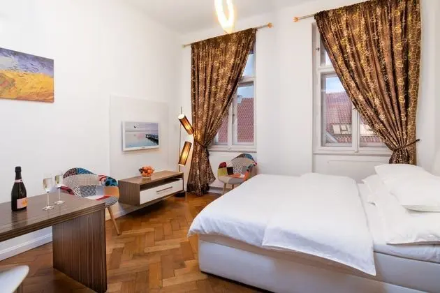 Suite Apartment