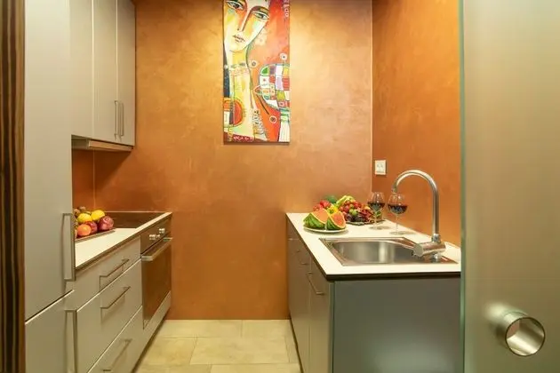 Suite Apartment
