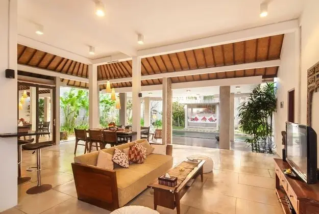 Villa, 4 Yatak Odası, Kişiye Özel Havuzlu