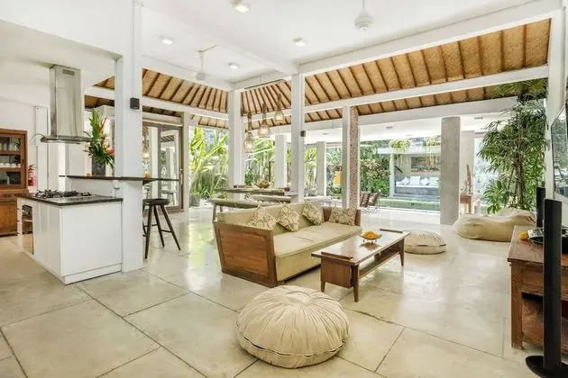 Villa, 4 Yatak Odası, Kişiye Özel Havuzlu