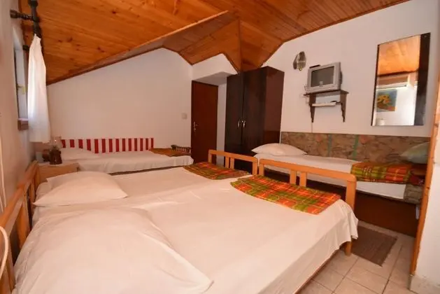 Studio Apartment with Sea View (4 People)