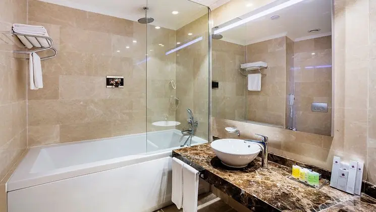 DENIZ MANZARALI STANDART OTEL ODASI