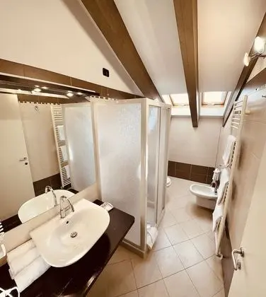 Deluxe Tek Büyük Yataklı Oda, Engellilere Uygun, Sigara İçilmez