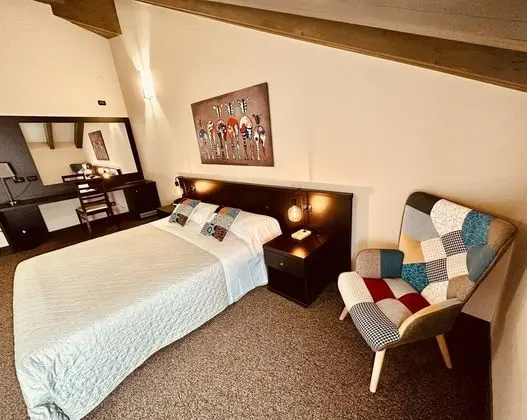 Deluxe Üç Kişilik Oda