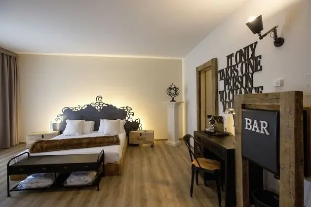 Superior Tek Büyük Yataklı Oda