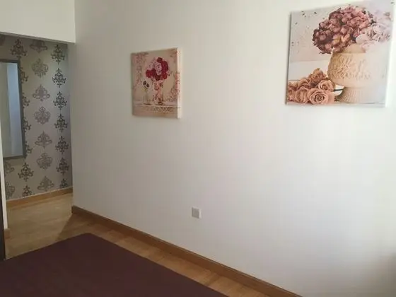 Tek Büyük Yataklı Oda, Ortak Banyo