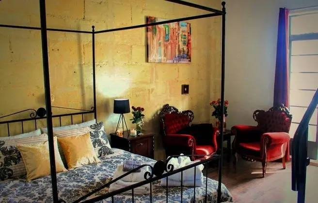 Comfort Tek Büyük Yataklı Oda, 1 Büyük (Queen) Boy Yatak, Balkon (Street View)