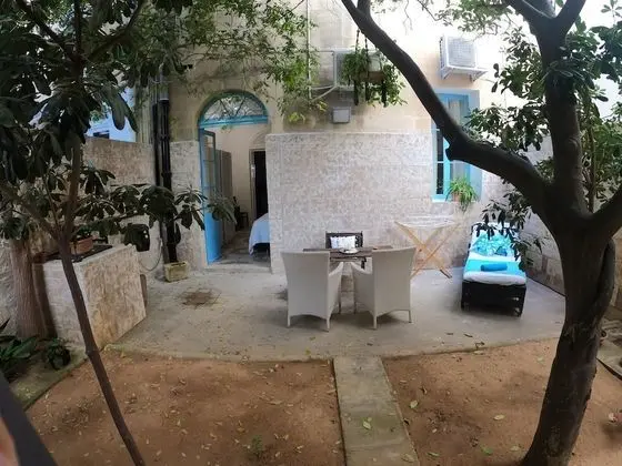 Tek Büyük Yataklı Oda, Veranda