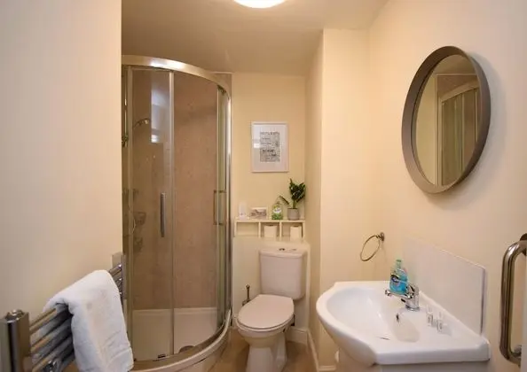 Deluxe Stüdyo, Banyolu/Duşlu (Saville Street)