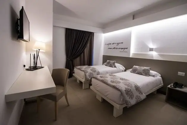 Standard Tek Büyük veya İki Ayrı Yataklı Oda, Balkon