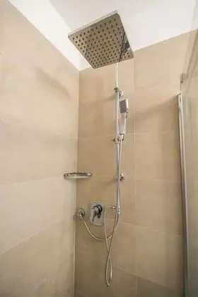 Standard Tek Büyük Yataklı Oda, Balkon
