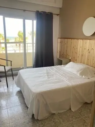Panoramic Tek Büyük Yataklı Oda