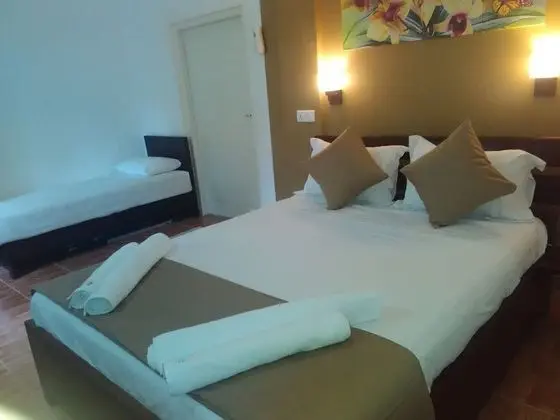 Deluxe Üç Kişilik Oda, Birden Çok Yatak