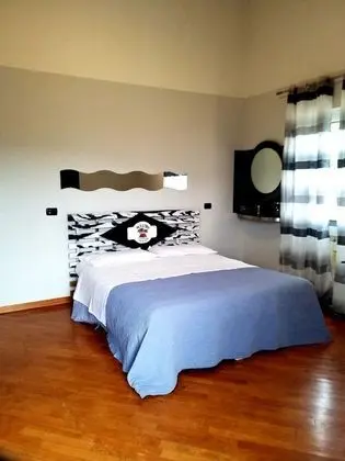 Tek Büyük Yataklı Oda, Balkon, Deniz Manzaralı