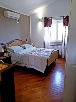 Tek Büyük Yataklı Oda, Balkon, Deniz Manzaralı